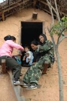 Maoist_PLA_Soldiers_Nepal_With_Baby